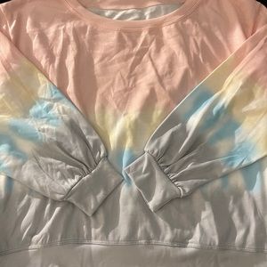 Tie dye 3/4” sleeve lightweight sweatshirt
